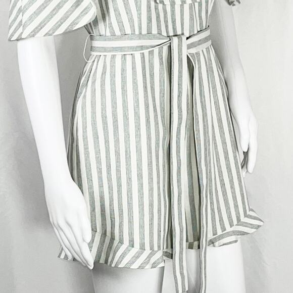 After Market White & Gray Stripe Flutter Cold Shoulder Ruffle Hem Romper SzS NWT - Picture 10 of 16